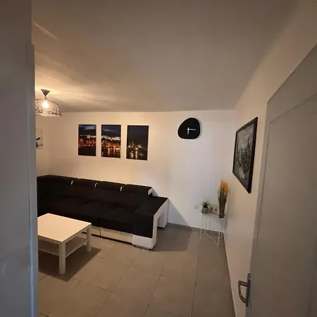 Maison Chaleureuse Calme Et Tranquillité Assurés Parking Privé * Geispolsheim