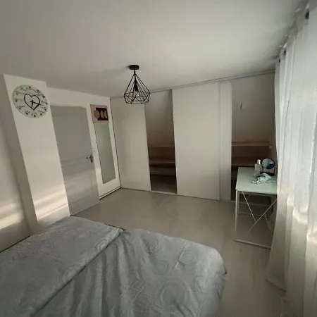 Maison Chaleureuse Calme Et Tranquillité Assurés Parking Privé Hébergement de vacances *